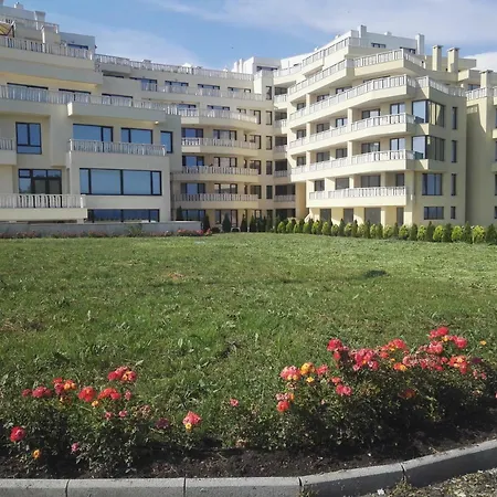 студия. сарафово.